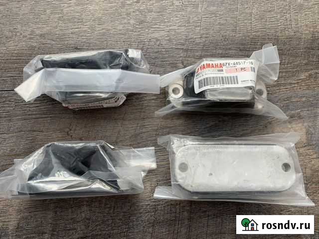 Подушка двигателя гидроцикл Ямаха 1100 1800 Щербинка - изображение 1