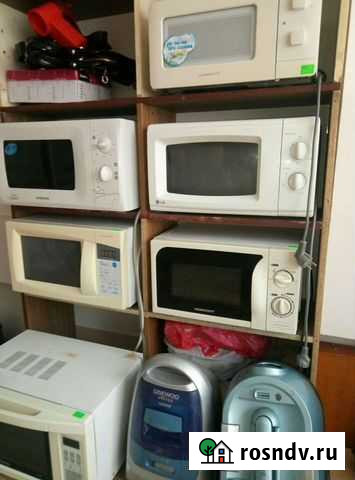 Микроволновая печь б/у.Samsung.и др Балаково - изображение 1