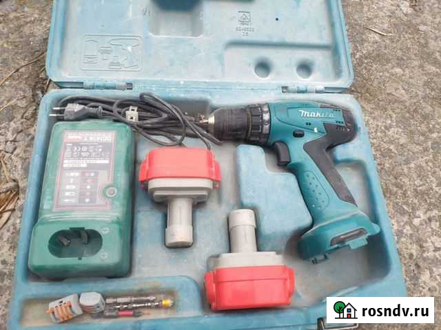 Аккумуляторная дрель шуруповерт makita Дубовое - изображение 1