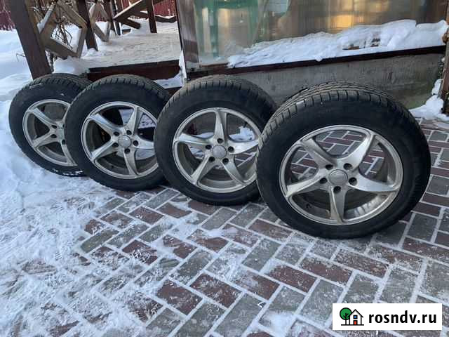 Зимняя резина r16 205 60 на дисках Сиверский - изображение 1
