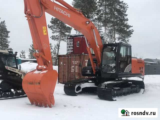Аренда экскаватора Хитачи на болотном ходу Муравленко - изображение 1