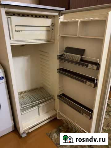 Холодильник бу рабочий Междуреченск - изображение 1