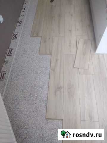 Укладка линолеума/ламината, наливные полы Набережные Челны - изображение 1