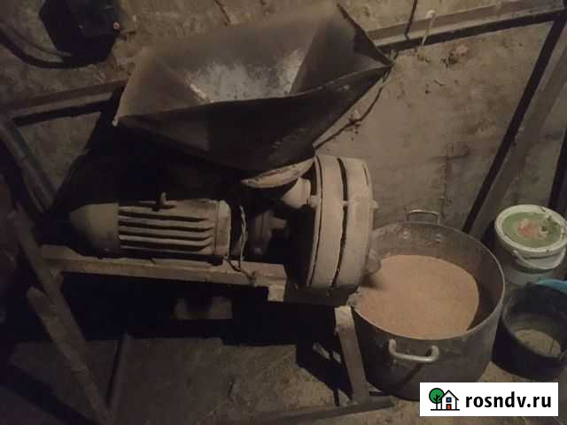 Мельница для зерна Совхоз Селезнёвский - изображение 1