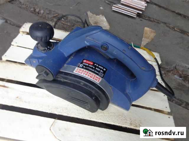 Рубанок ручной электрический (инструмент) Междуреченск - изображение 1