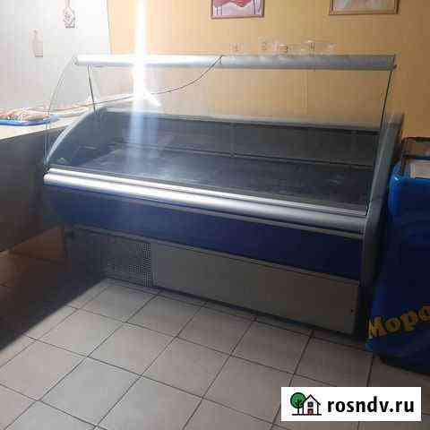 Продаю холодильную витрину 1.7 m Азов