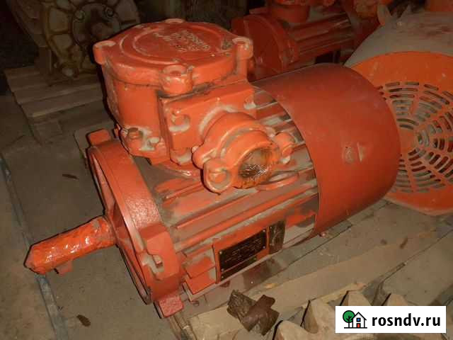 Электродвигатель аимр180S2 22кВт. 2940об Уйское - изображение 1