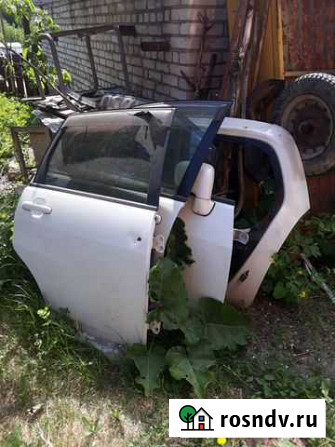 Двери Suzuki Liana 2002г Октябрьский - изображение 1