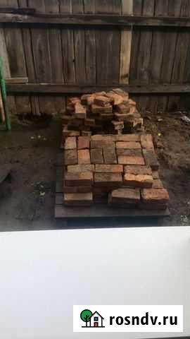 Половинки красного строительного кирпича Черногорск - изображение 1