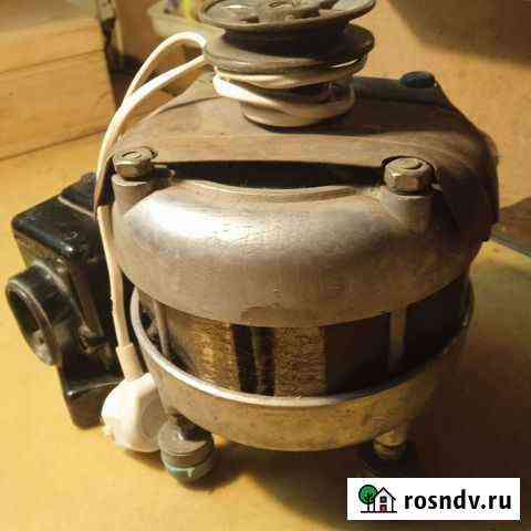 Двигататель стиральной машины Лиски
