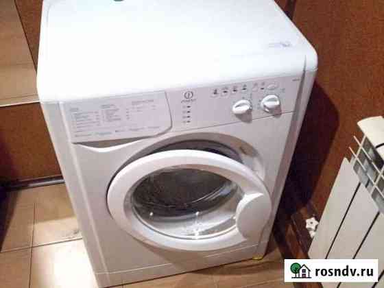 Стиральная машинка Indesit бу на запчасти Энгельс