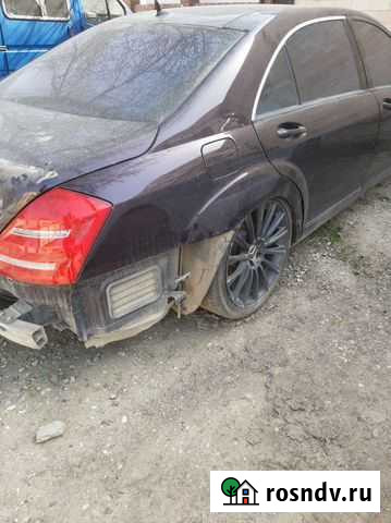 Крыло заднее мерседес221 правое Гудермес - изображение 1