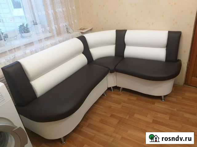 Перетяжка мягкой мебели и ремонт корпуса мягкой ме Омск - изображение 1