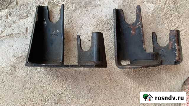 Кронштейн крепления сцепления Renault JR5 Федоровское - изображение 1