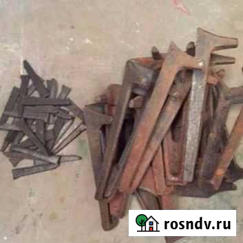 Ножки для чугунной ванны с клиньями. Доставка Нижний Тагил - изображение 1