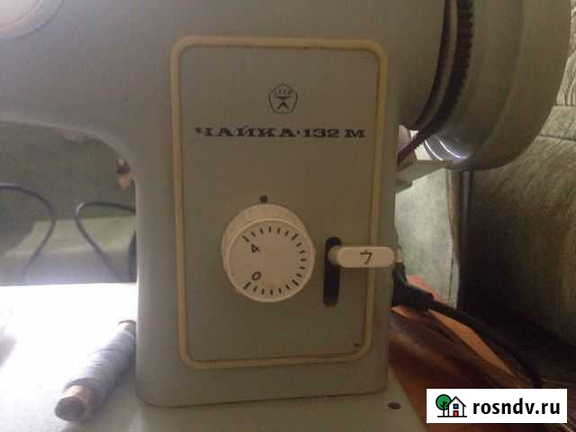 Швейная машинка Чайка 132М Строитель - изображение 1