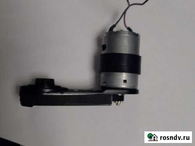 Мотор и щётка для пылесоса redmond rv-ur380 Ижевск - изображение 1