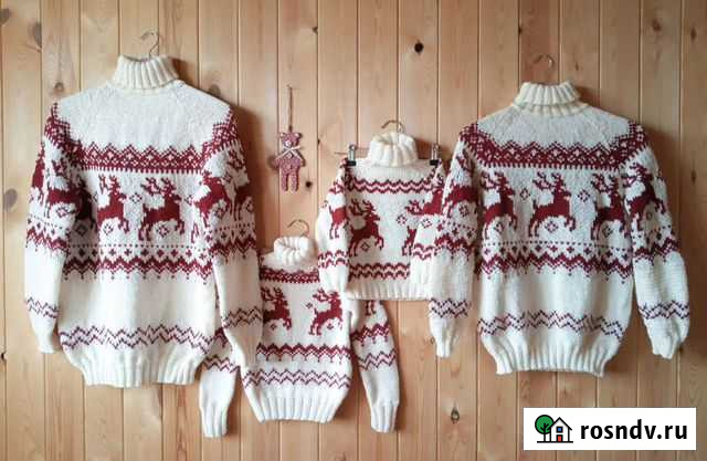 Прокат family look свитера с оленями Новосибирск - изображение 1