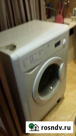 Стиральная машина-автомат indesit  4.5кг Петропавловск-Камчатский - изображение 1