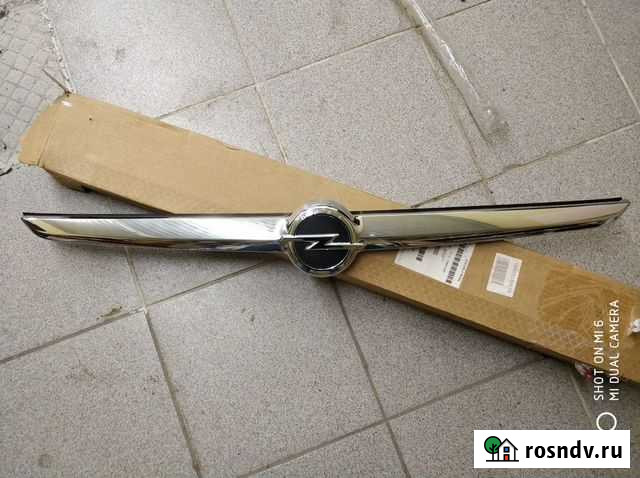 Молдинг (эмблема) задний Opel Zafira 2013 года Железногорск - изображение 1