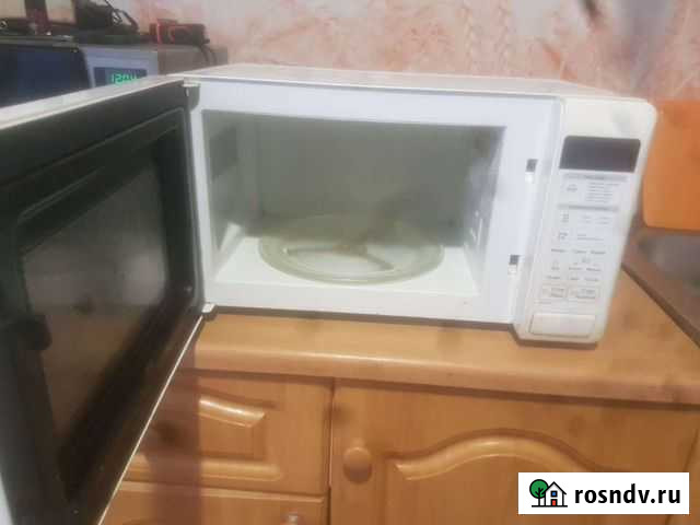 Микроволновка бу LG Усинск - изображение 1