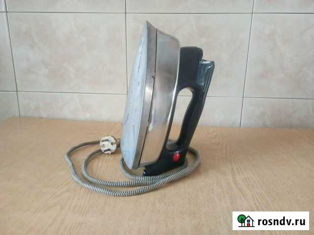 Утюг электрический Черногорск - изображение 1