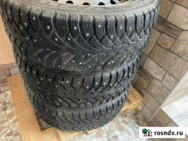 Nordman 4 r16 215/60 шипованные Сочи - изображение 1