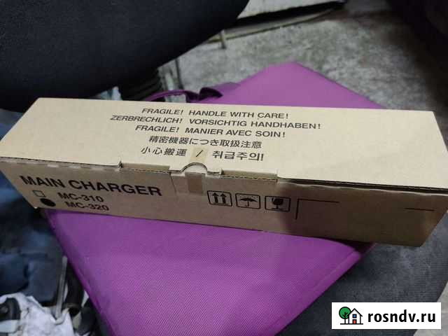 MC-320 Ролик заряда фотобарабана kyocera Кемерово - изображение 1