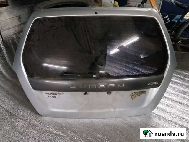 Крышка багажника на субару форестер sg Ржев - изображение 1