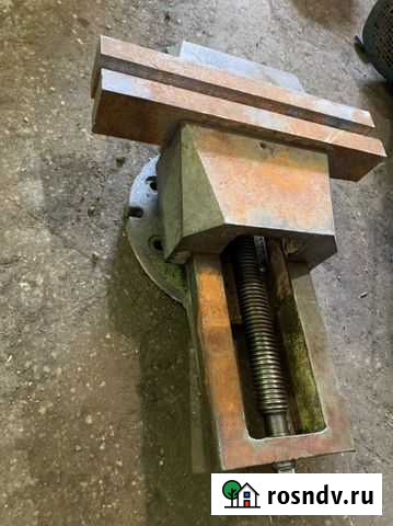 Тиски слесарные,станочные Владивосток - изображение 1