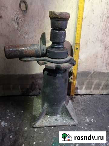 Домкрат винтовой Советск - изображение 1