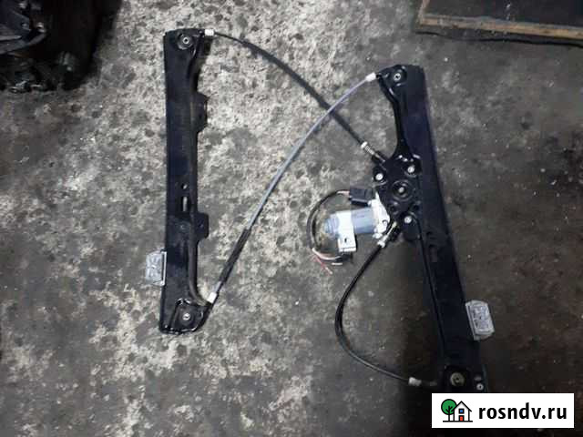 Стеклоподъемник левый BMW E60 5 series Тамань - изображение 1