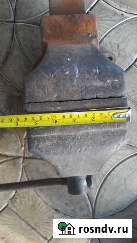 Тиски поворотные СССР Майкоп - изображение 1