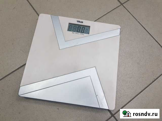 Весы напольные,электронные,Vitek,150kg Челябинск - изображение 1