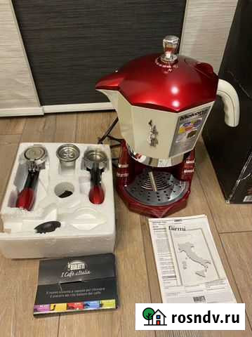 Кофеварка 2 в 1 (капсульная+рожковая) Италия Обнинск - изображение 1