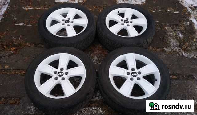 Зимние колеса KIA R18 5x114,3 резина 235/55 Красноярск - изображение 1