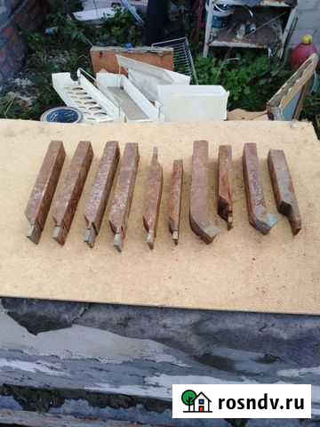 Токарные резцы, насос ручной Маршала Жукова - изображение 1