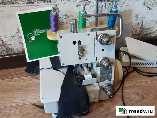 Швейная машинка оверлок Томск - изображение 1