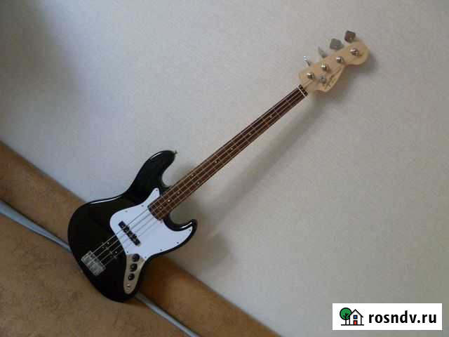 Бас гитара с чехлом Ярославль - изображение 1