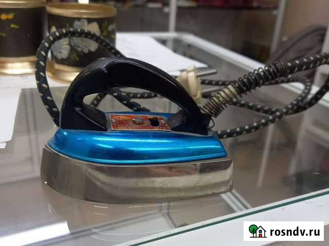 Советский утюг уз 4 1965г Новосибирск - изображение 1