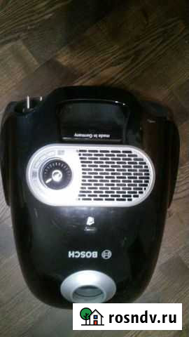 Пылесос bosch с пылесборником для сбора пыли Калининград - изображение 1