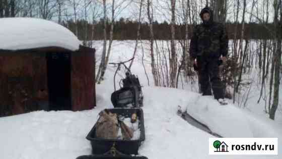 Рыбак на вездеходе провалился под лед