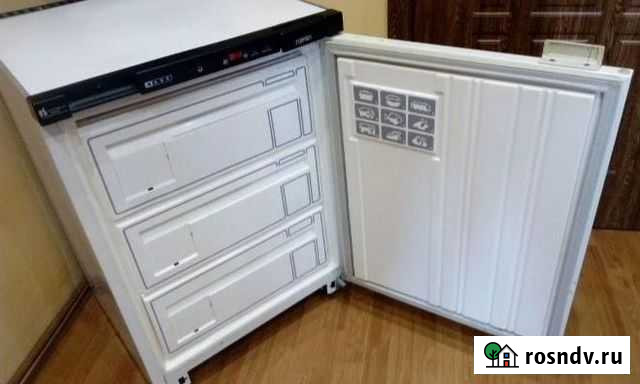 Морозилка Giochel 130л 87см отличное состояние Ижевск - изображение 1