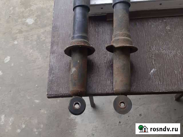 Toyota sequoia амортизатор передний Новороссийск - изображение 1