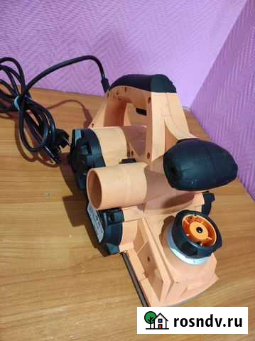 Электрорубанок Interskol R-110/1100M Бор - изображение 1