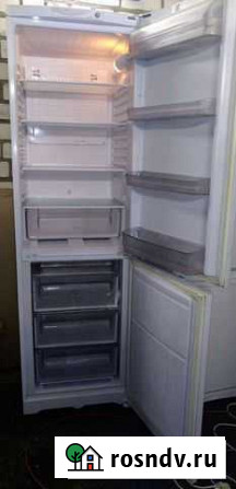 Холодильник Hotpoint Ariston Брянск - изображение 1