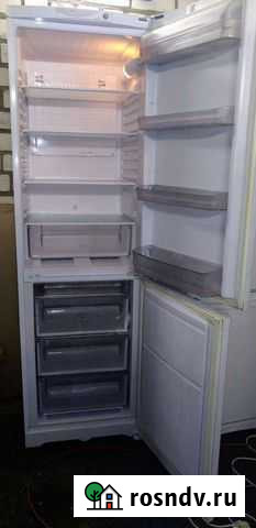Холодильник Hotpoint Ariston Брянск - изображение 1