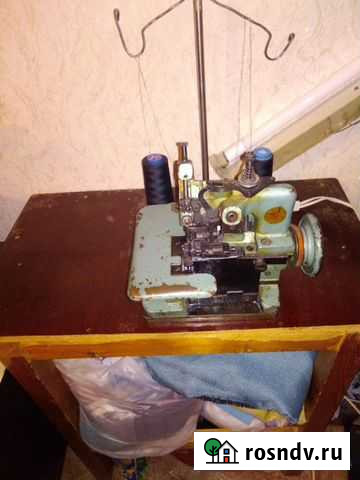 Оверлок машина на века Астрахань - изображение 1