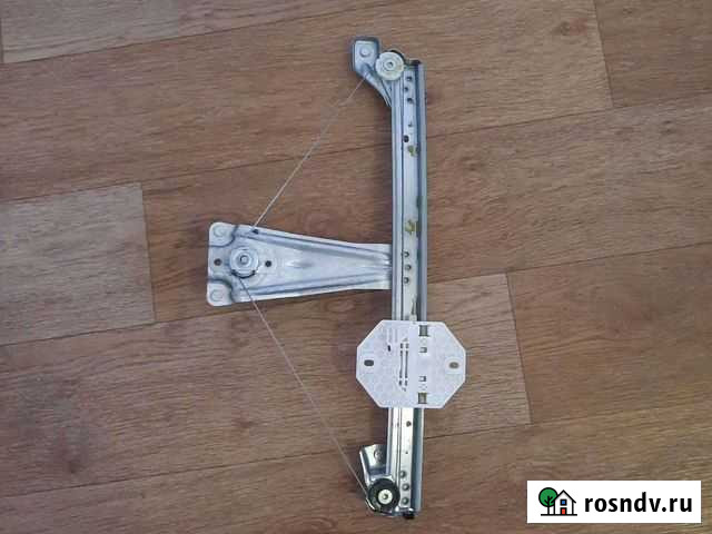 Задний правый стеклоподъемник renault sandero step Алексин - изображение 1