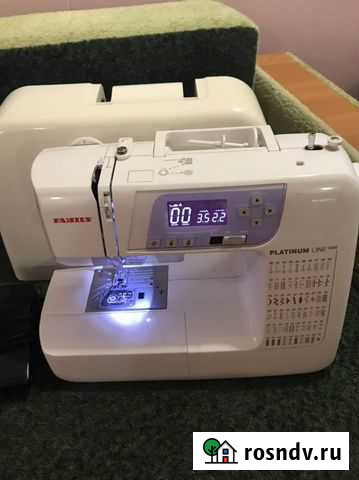 Швейная машинка Family 6300 Сургут - изображение 1